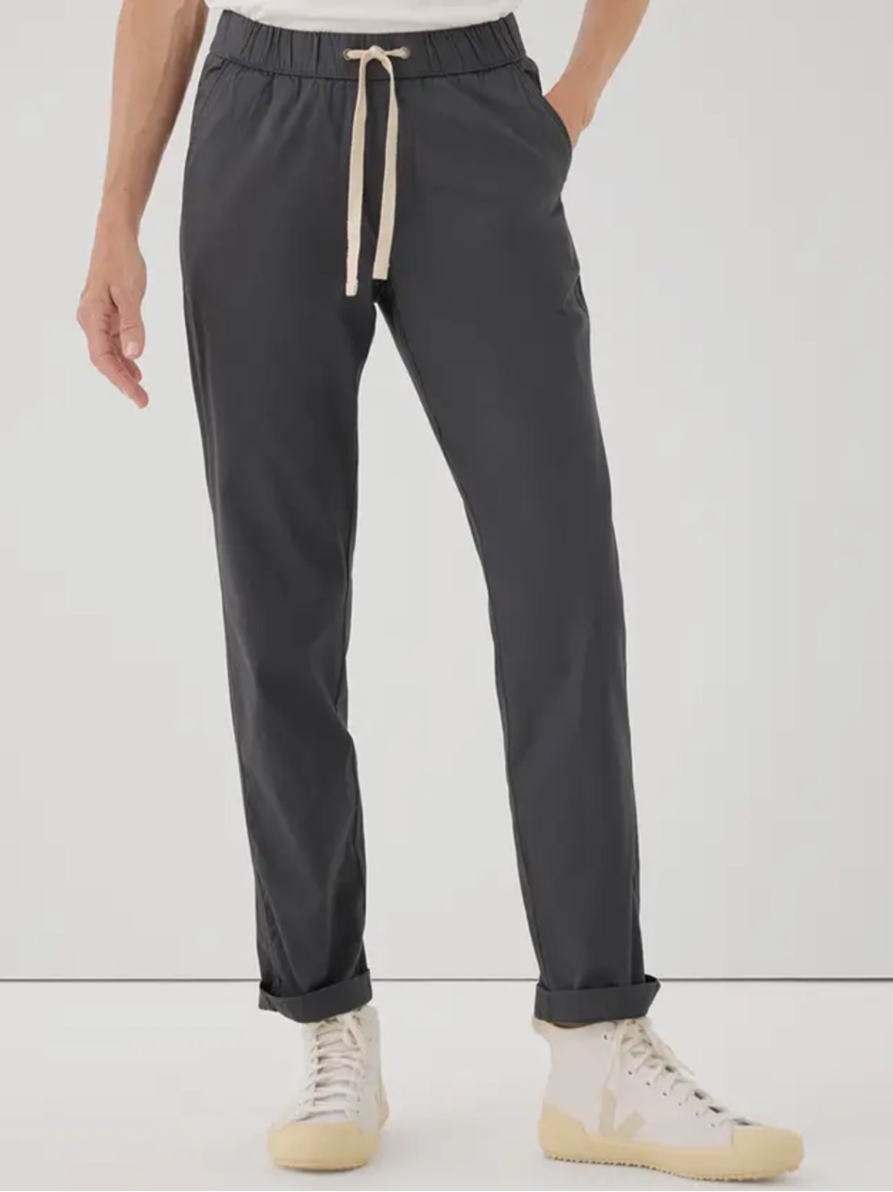 NWOT Pact Organic Cotton Daily Twill Pant Size Medium Storm Charcoal Gray